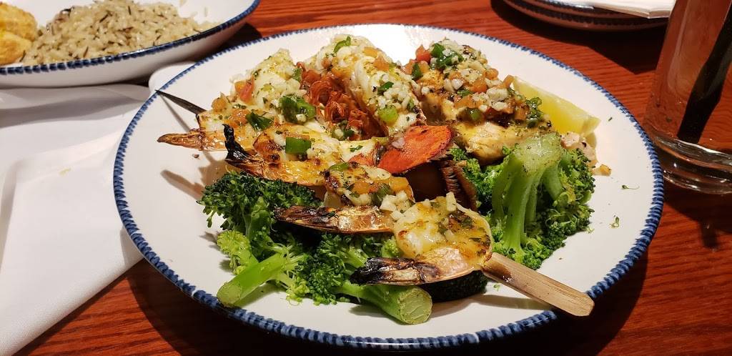 Red Lobster | restaurant | 606 West Sunrise Hwy., Valley Stream, NY 11581, USA | 5168250277 OR +1 516-825-0277