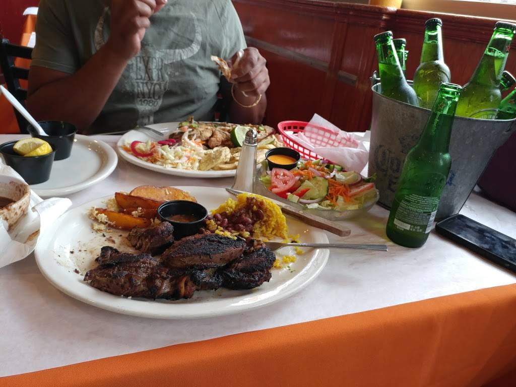 Gusto Latino bar and restaurant | restaurant | 387 Fulton Ave, Hempstead, NY 11550, USA | 5163071818 OR +1 516-307-1818