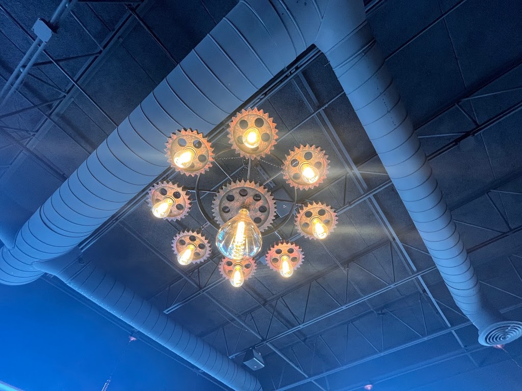 MJs Bar and Grill | restaurant | 100 S Main St, Saukville, WI 53080, USA | 2622615044 OR +1 262-261-5044