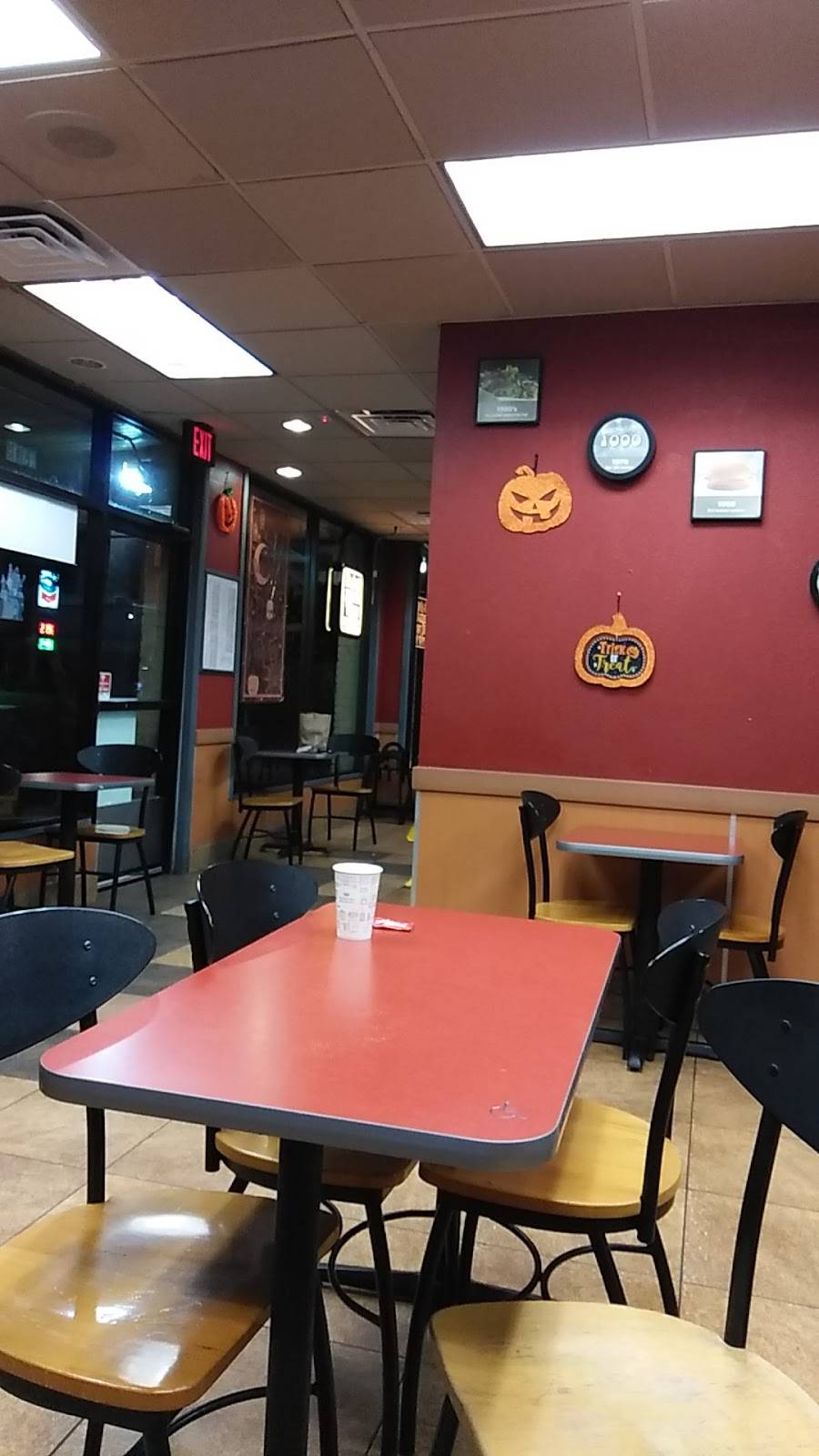 Jack in the Box | restaurant | 4308 Texas Ave, La Marque, TX 77568, USA | 4099352252 OR +1 409-935-2252