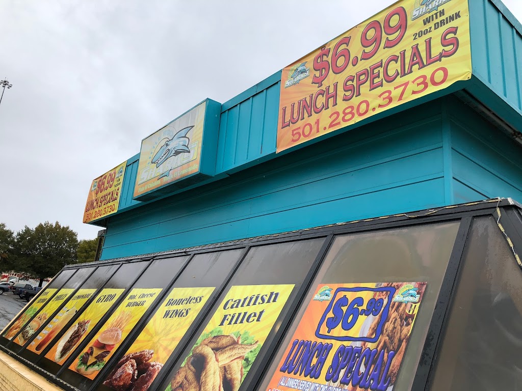 Shark’s Fish & Chicken on 12th and University | restaurant | 5900 W 12th St, Little Rock, AR 72204, USA | 5012803730 OR +1 501-280-3730