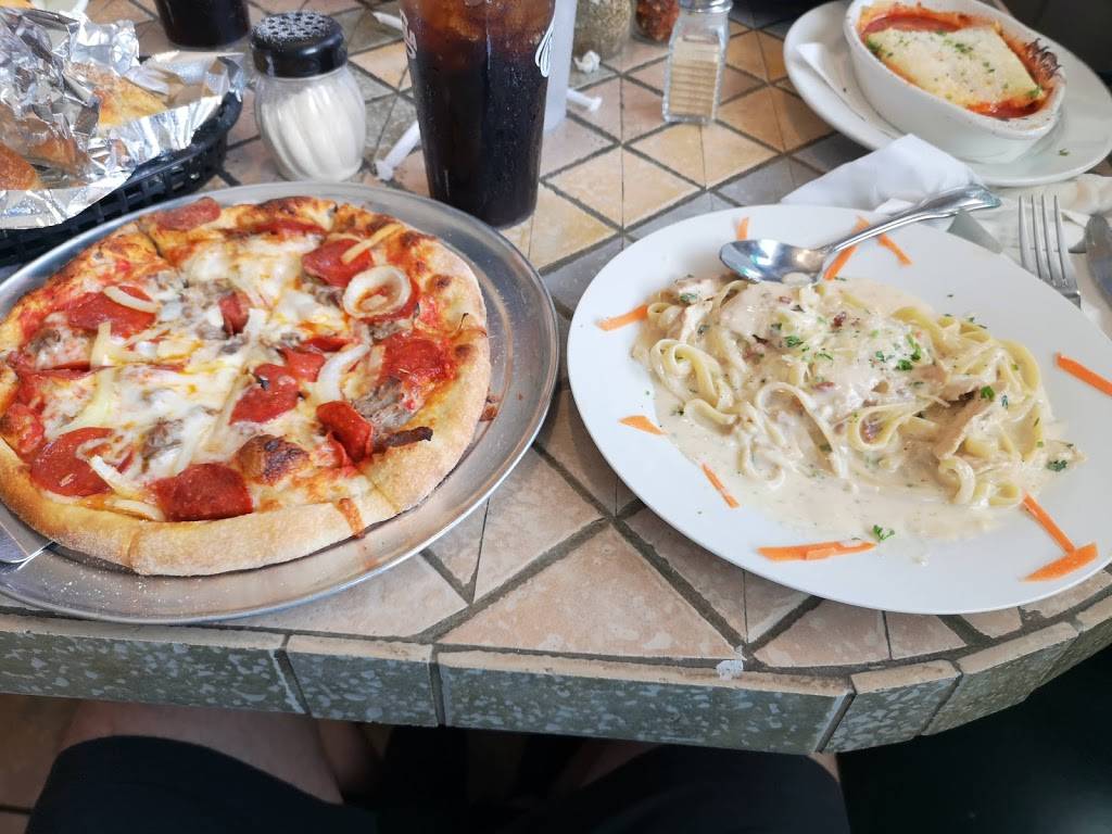 Proccolinos Ristorante & Pizzeria | restaurant | 4080 S Goldenrod Rd, Orlando, FL 32822, USA | 4072811010 OR +1 407-281-1010