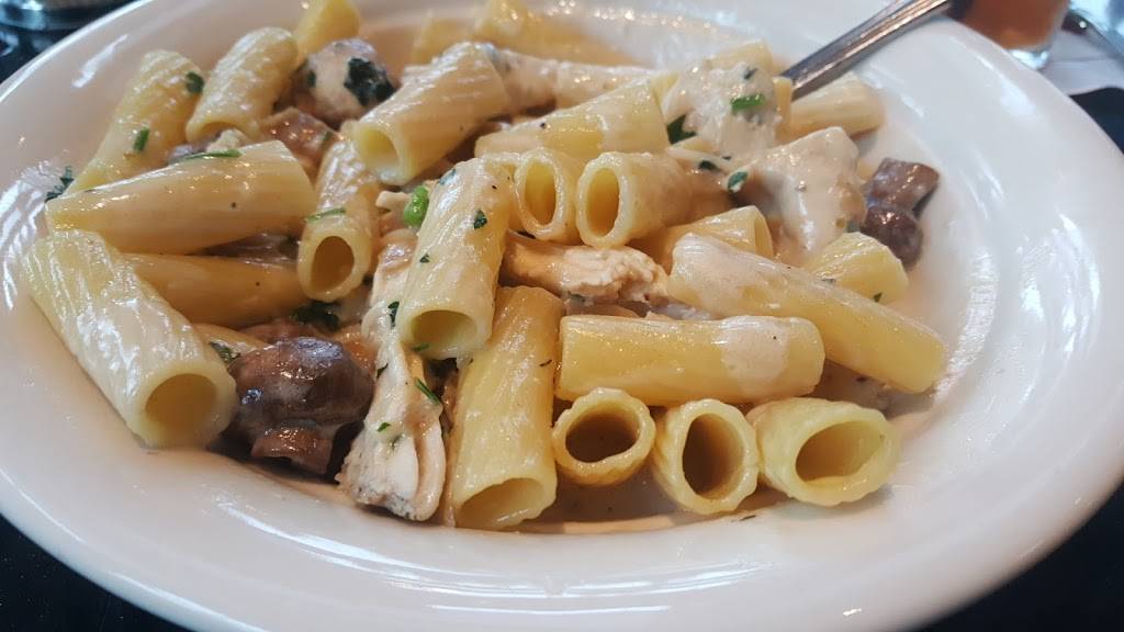 Maggianos Little Italy | restaurant | Memorial City Mall, 602 Memorial City Mall, Houston, TX 77024, USA | 7134610692 OR +1 713-461-0692