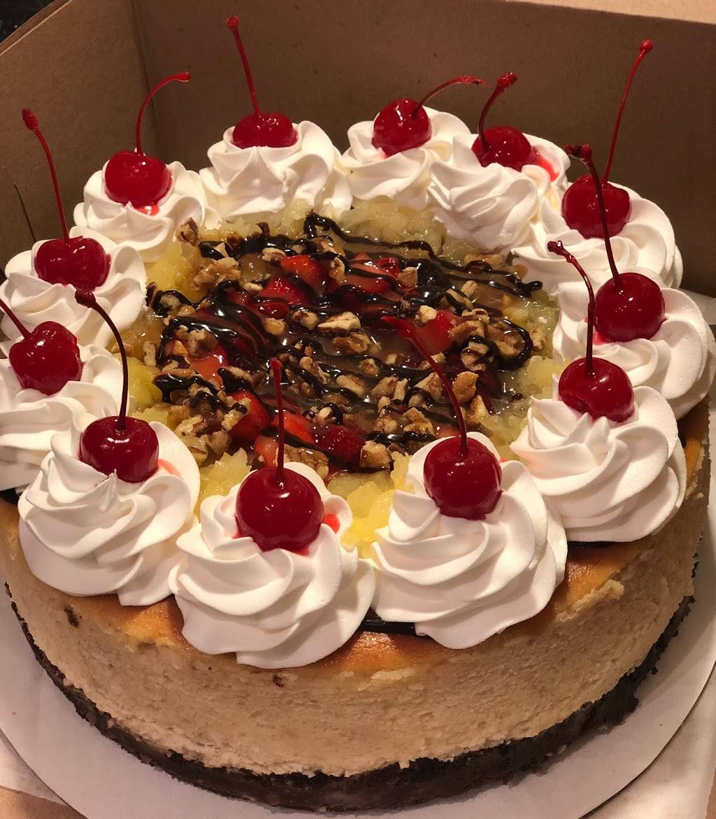 Everything is Cheesecake | restaurant | 4400 S Martin Luther King Jr Blvd, Lansing, MI 48910, USA | 5178622979 OR +1 517-862-2979