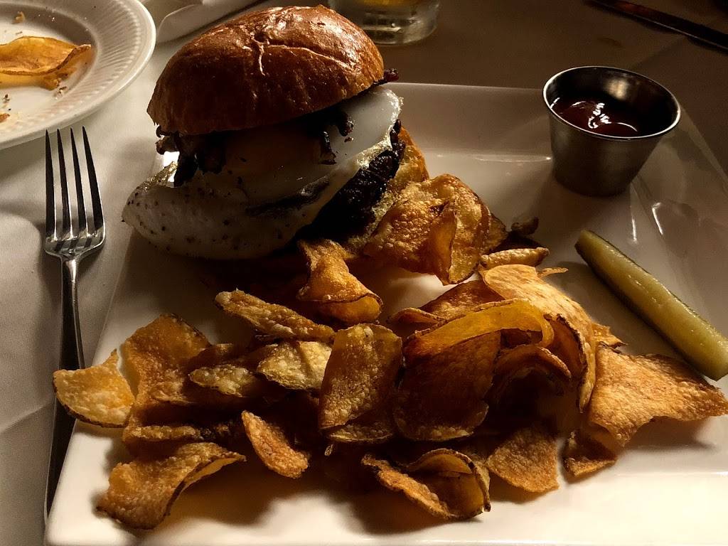 Back Burner Restaurant & Tavern | restaurant | 9586, 425 Hockessin Corner, Hockessin, DE 19707, USA | 3022392314 OR +1 302-239-2314