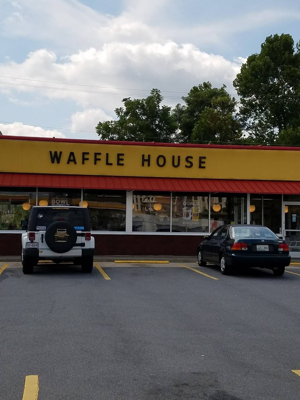 Waffle House | restaurant | 2693 Boones Creek Rd, Johnson City, TN 37615, USA | 4236101238 OR +1 423-610-1238