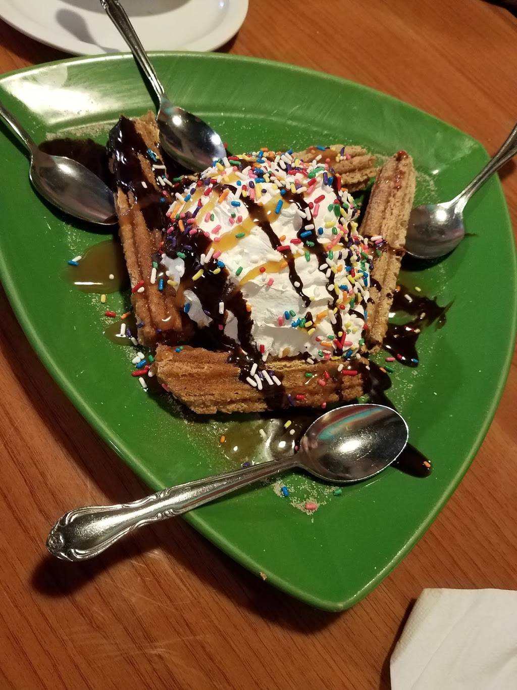 El Burrito Loco | restaurant | 5916 Harvey St B, Muskegon, MI 49444, USA | 2317980328 OR +1 231-798-0328