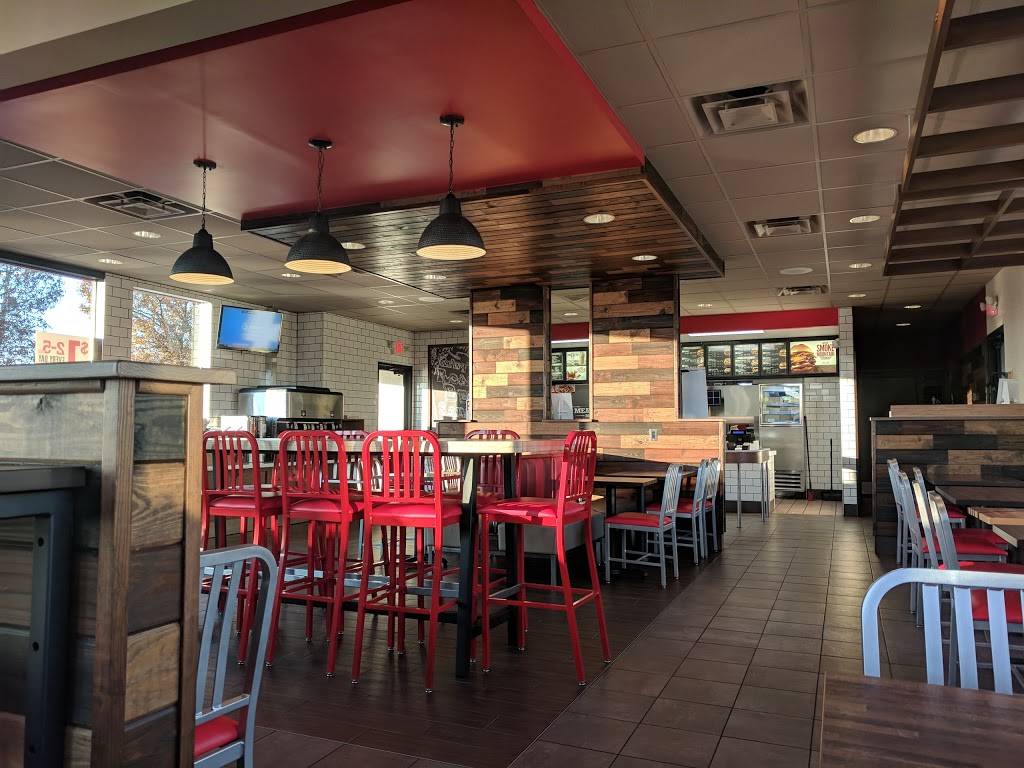 Arbys | restaurant | 1221 E Main St, Gas City, IN 46933, USA | 7656749939 OR +1 765-674-9939