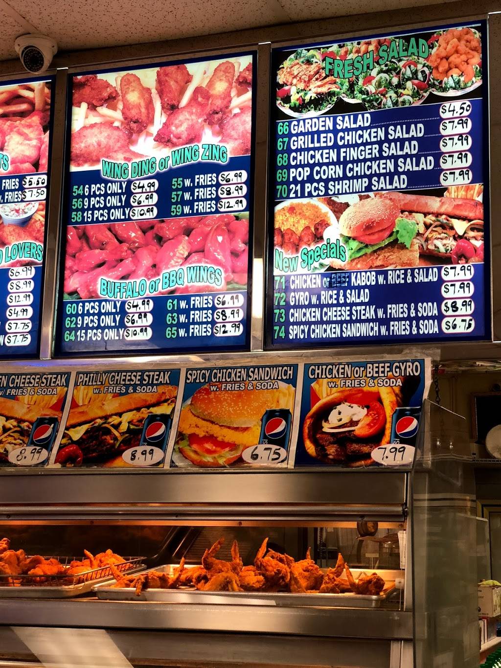 Crown Fried Chicken Lynn | restaurant | 60 Market Square, Lynn, MA 01905, USA | 7817807047 OR +1 781-780-7047