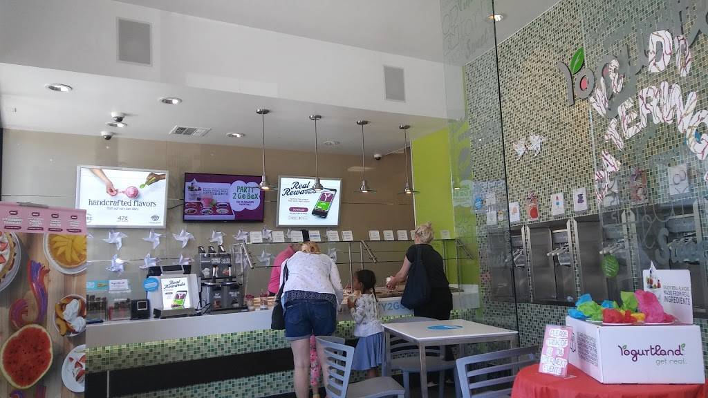 Chipotle Mexican Grill | restaurant | 5047 Eagle Rock Blvd, Los Angeles, CA 90041, USA | 3232065414 OR +1 323-206-5414