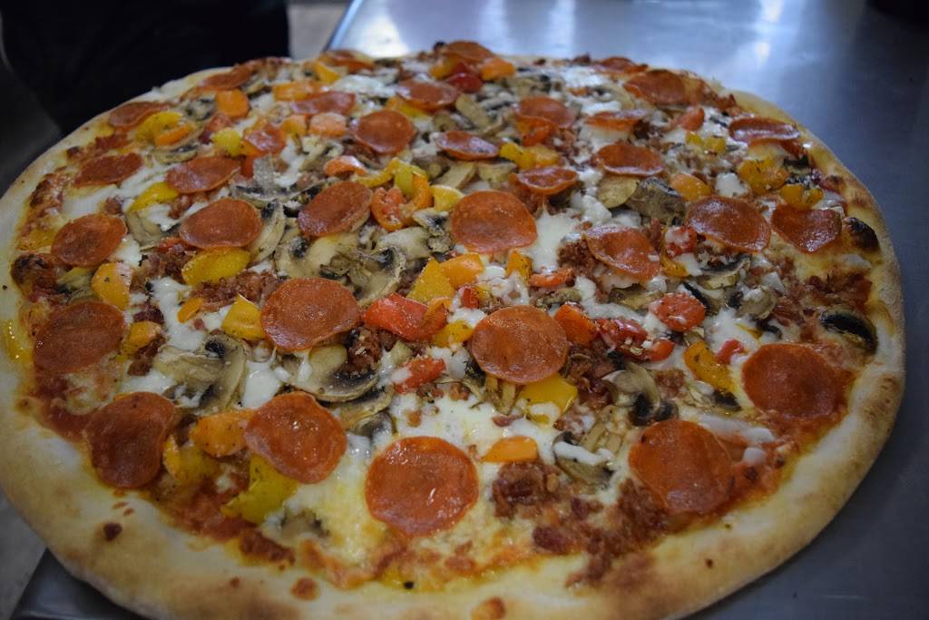 The Crust Pizzeria And Restaurant | restaurant | 3043 W Emaus Ave, Allentown, PA 18103, USA | 6107979797 OR +1 610-797-9797