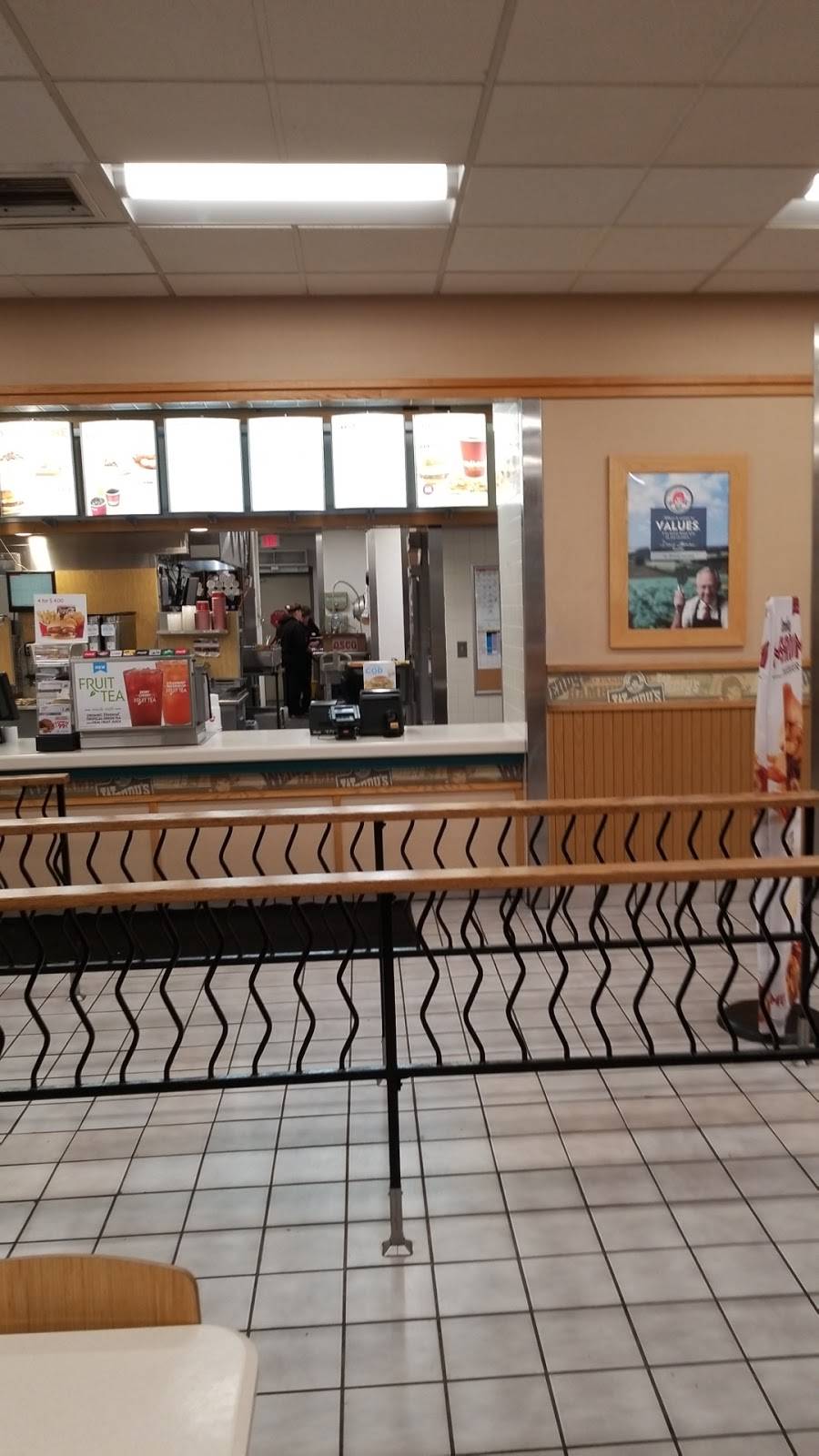 Pilot Travel Center | restaurant | 6900 Old U.S. 27, Fremont, IN 46737, USA | 2608331987 OR +1 260-833-1987