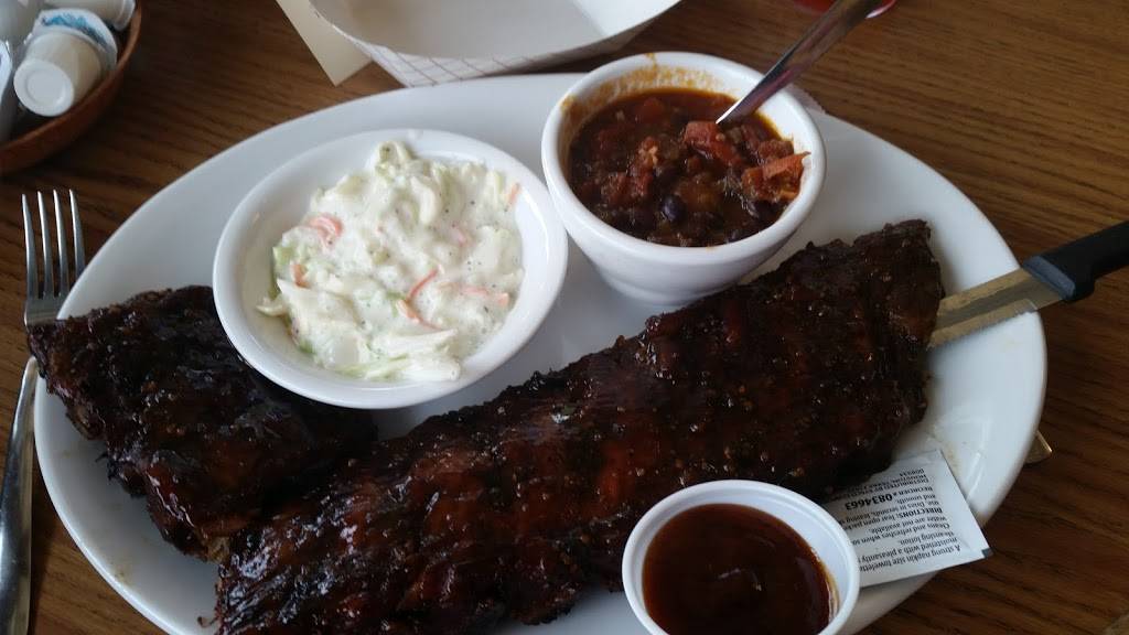 Barnwood Country Kitchen and Smokehouse | restaurant | 3725 W Old US Hwy 441, Mt Dora, FL 32757, USA | 3526304903 OR +1 352-630-4903