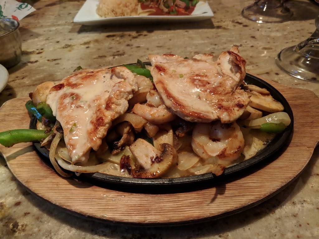 Gran Rodeo Mexican Bar & Grill | restaurant | 200 Painters Crossing, West Chester, PA 19382, USA | 4848400323 OR +1 484-840-0323