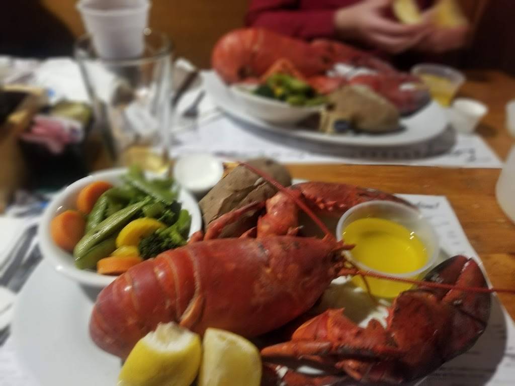 Lennys Indian Head Inn | restaurant | 205 S Montowese St, Branford, CT 06405, USA | 2034881500 OR +1 203-488-1500