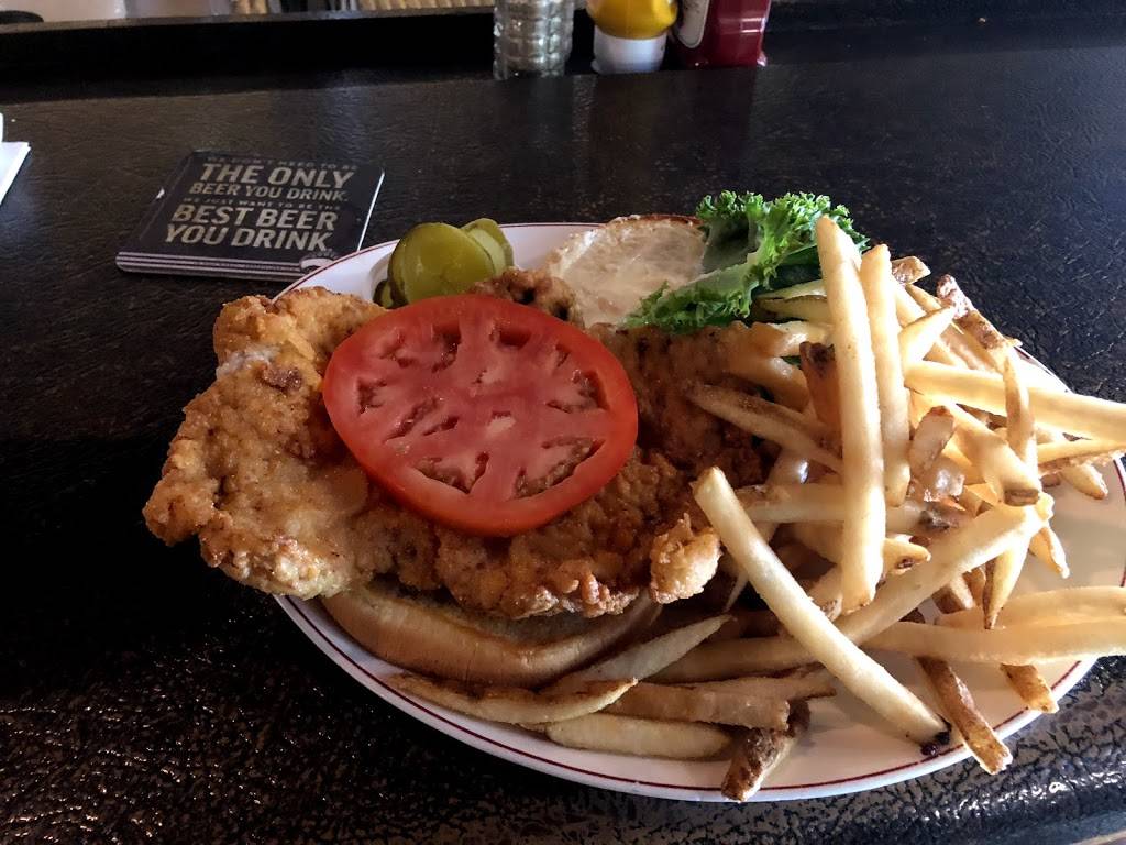 Roanoke Village Inn | restaurant | 190 N Main St, Roanoke, IN 46783, USA | 2606723707 OR +1 260-672-3707