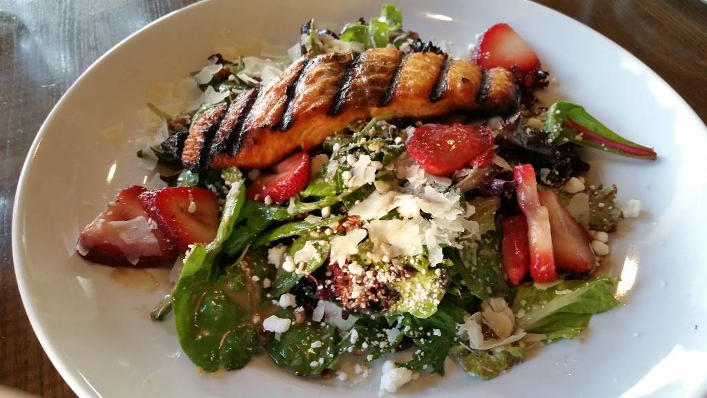 TGI Fridays | restaurant | 401 Gills Lane, Iselin, NJ 08830, USA | 7326361537 OR +1 732-636-1537