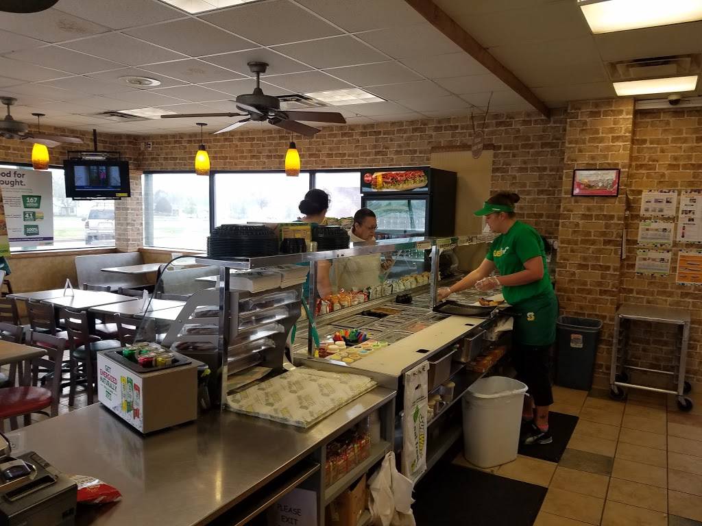Subway | restaurant | 1200 cambell, Warner, OK 74469, USA | 9184632229 OR +1 918-463-2229