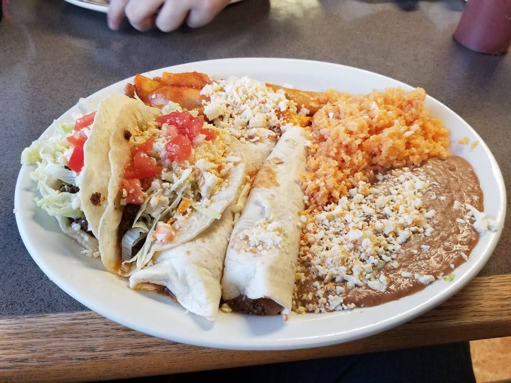 LA ROSA DE MICHUACAN | restaurant | 1821 19th St, East Moline, IL 61244, USA | 3097554462 OR +1 309-755-4462