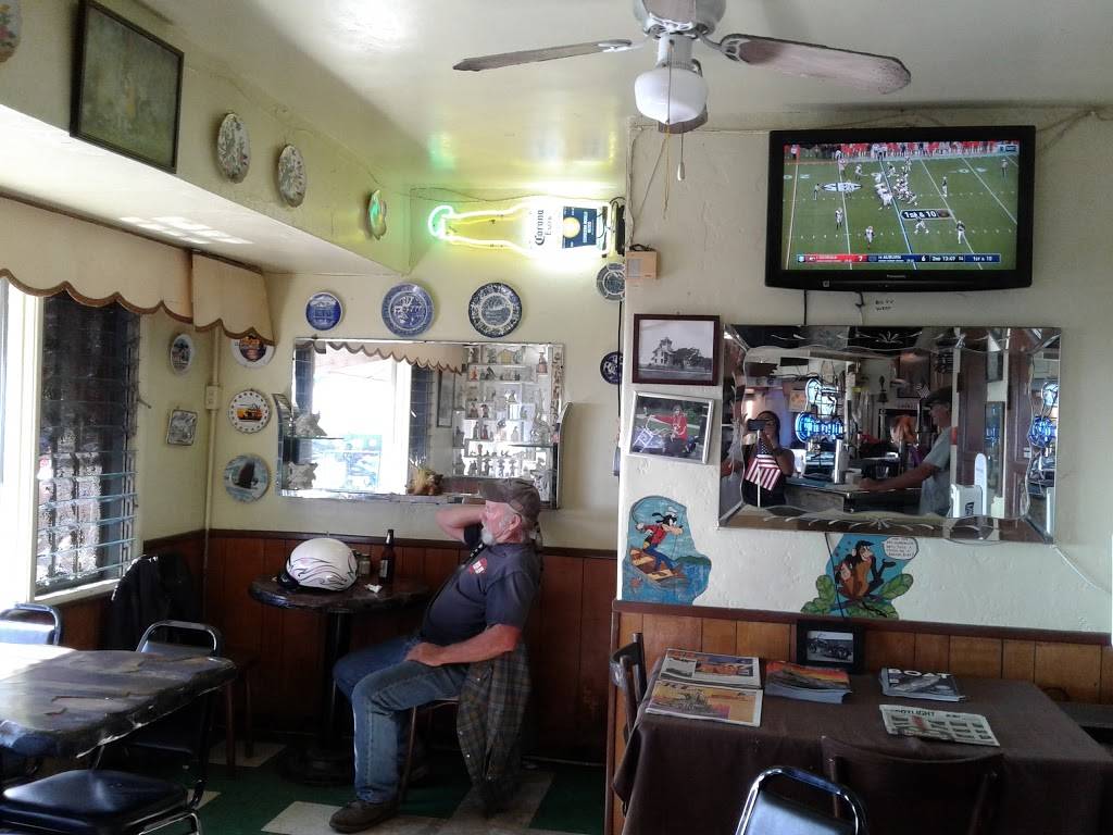 Walkers Cafe | restaurant | 700 W Paseo Del Mar, San Pedro, CA 90731, USA | 3108333623 OR +1 310-833-3623