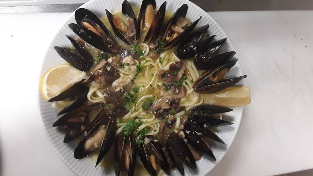 Gervasonis Restaurant | restaurant | 5801 McHenry Ave, Modesto, CA 95356, USA | 2092361075 OR +1 209-236-1075