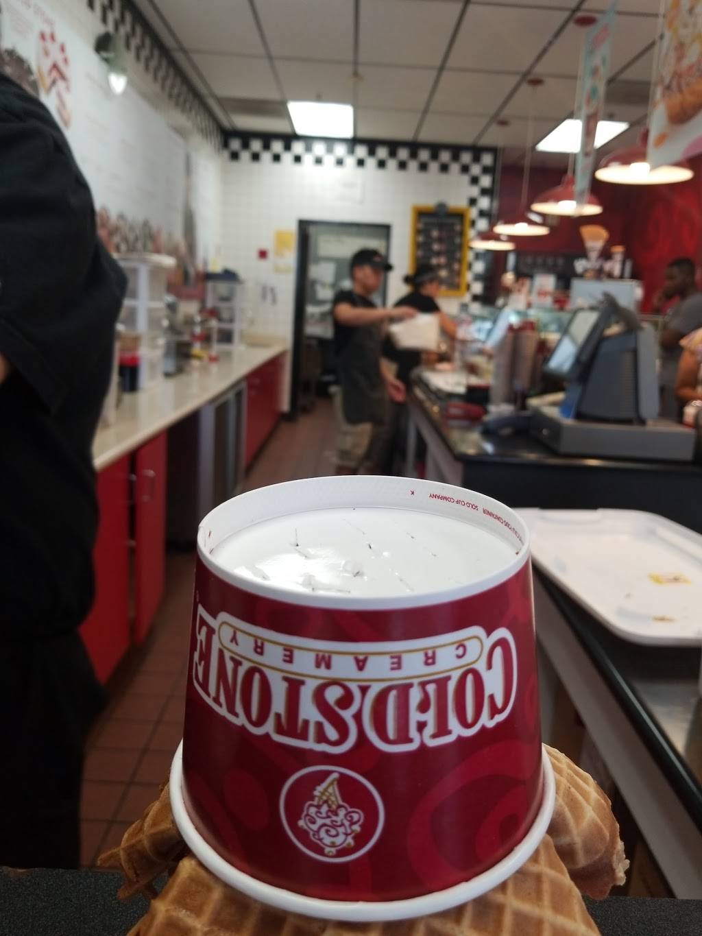 Cold Stone Creamery | bakery | 13065 Peyton Dr Ste C, Chino Hills, CA 91709, USA | 9099020015 OR +1 909-902-0015