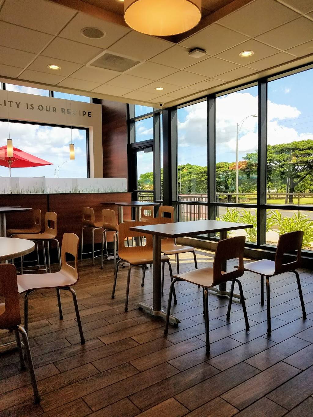 Wendys | restaurant | 94-1040 Waipio Uka St, Waipahu, HI 96797, USA | 8086777700 OR +1 808-677-7700