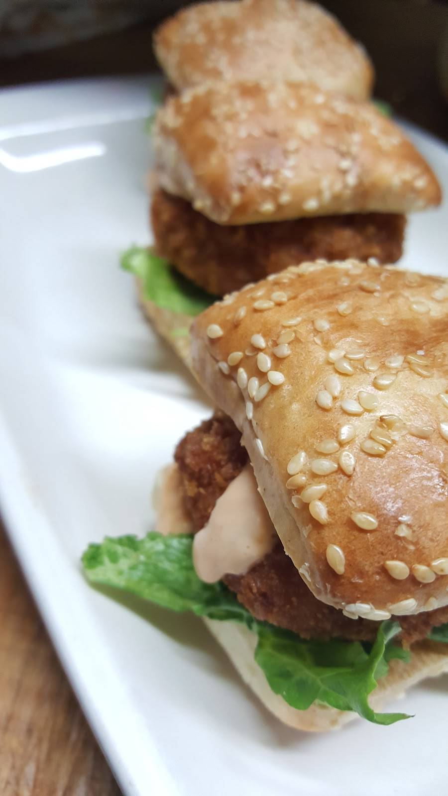 Rye Roadhouse | restaurant | 1655, 12, High St, Rye, NY 10580, USA | 9149252668 OR +1 914-925-2668