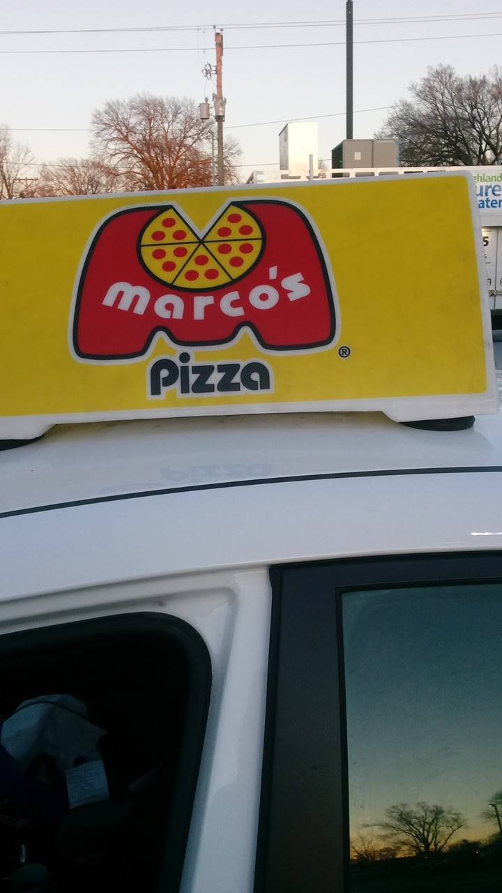 Marcos Pizza | meal delivery | 1401 SW Gage Blvd, Topeka, KS 66604, USA | 7852726666 OR +1 785-272-6666
