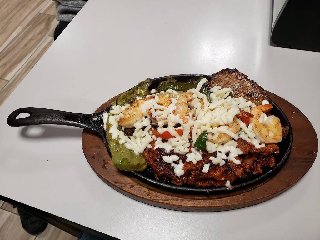 Taqueria el maguey llc | restaurant | 830 Laura St, Casselberry, FL 32707, USA | 3214220055 OR +1 321-422-0055