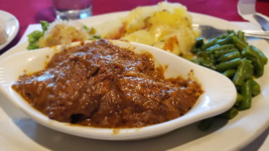 The Ronneburg Restaurant | restaurant | 4408 220th Trail, Amana, IA 52203, USA | 3196223641 OR +1 319-622-3641