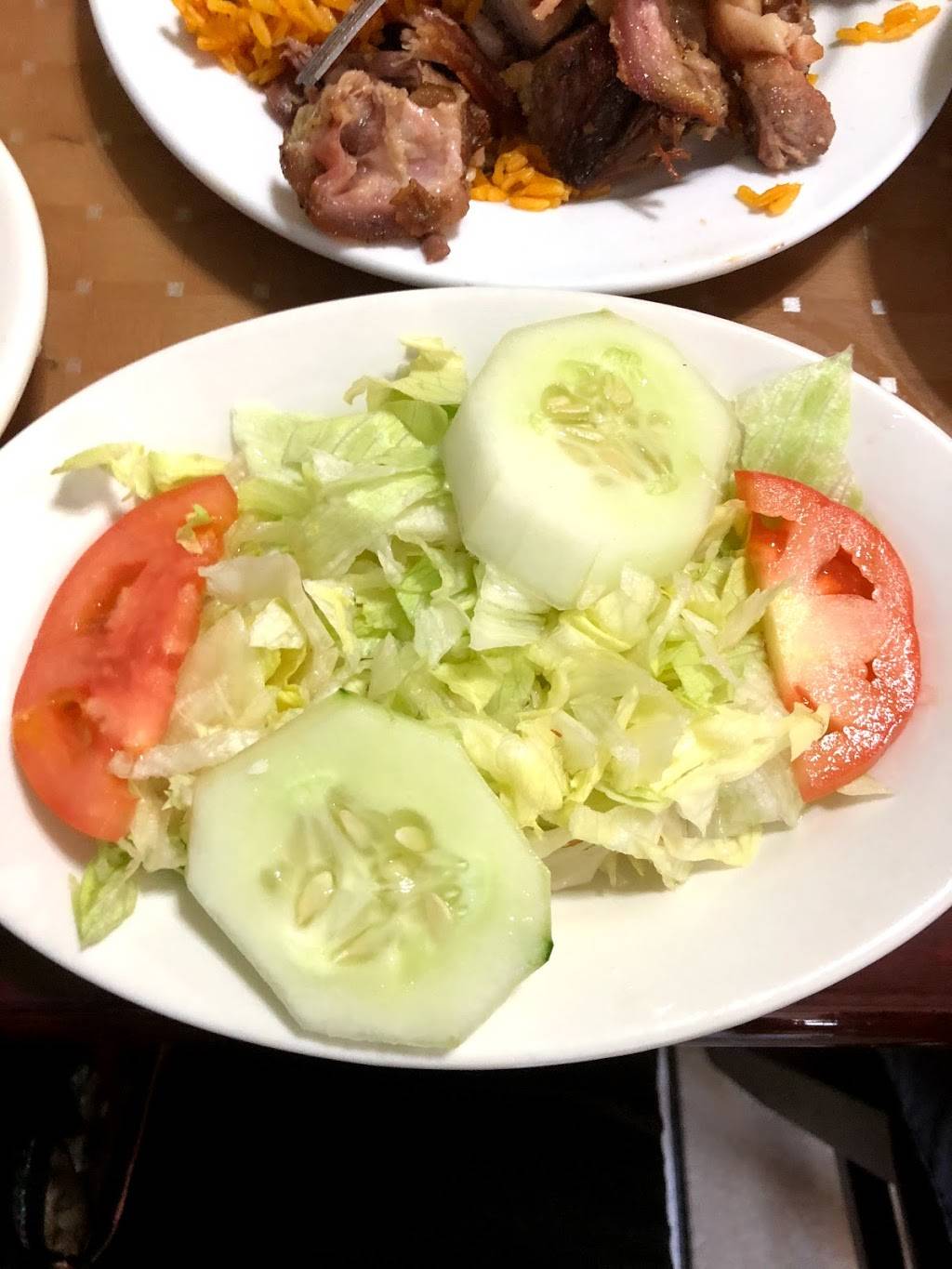 Arelis Restaurant | restaurant | 2198 River Ave, Camden, NJ 08105, USA | 8563651664 OR +1 856-365-1664