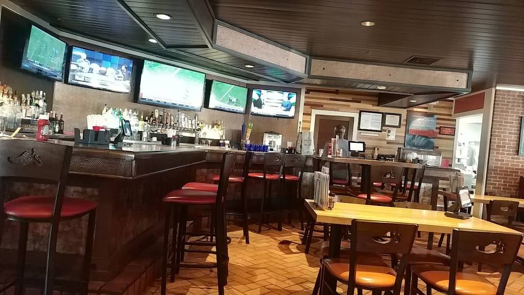 Chilis Grill & Bar | restaurant | 2200 Emporium Dr, Jackson, TN 38305, USA | 7316604440 OR +1 731-660-4440