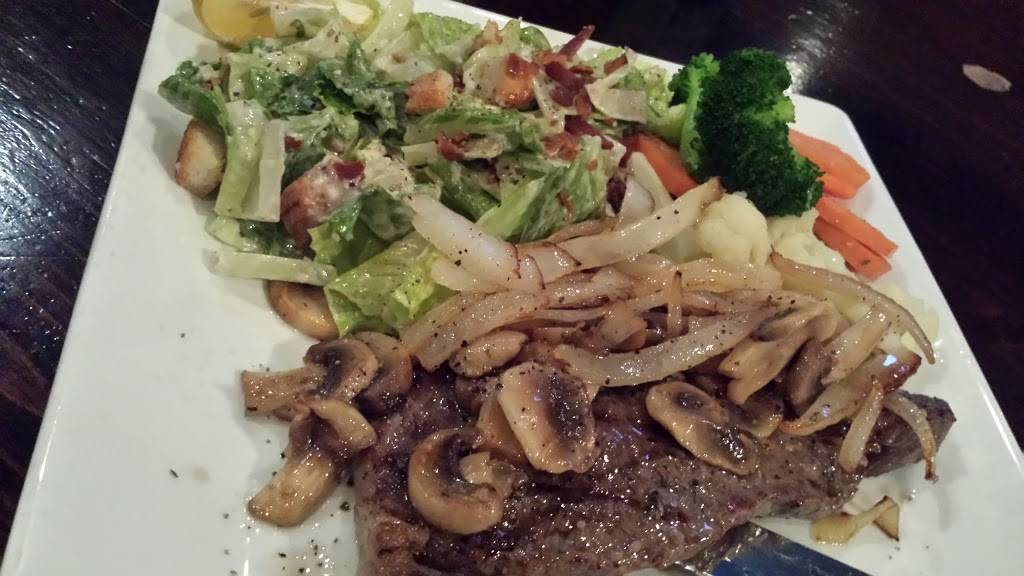 Knights Corner Pub & Grill | restaurant | 605 Kingston Rd, Pickering, ON L1V 3N7, Canada | 9058312629 OR +1 905-831-2629