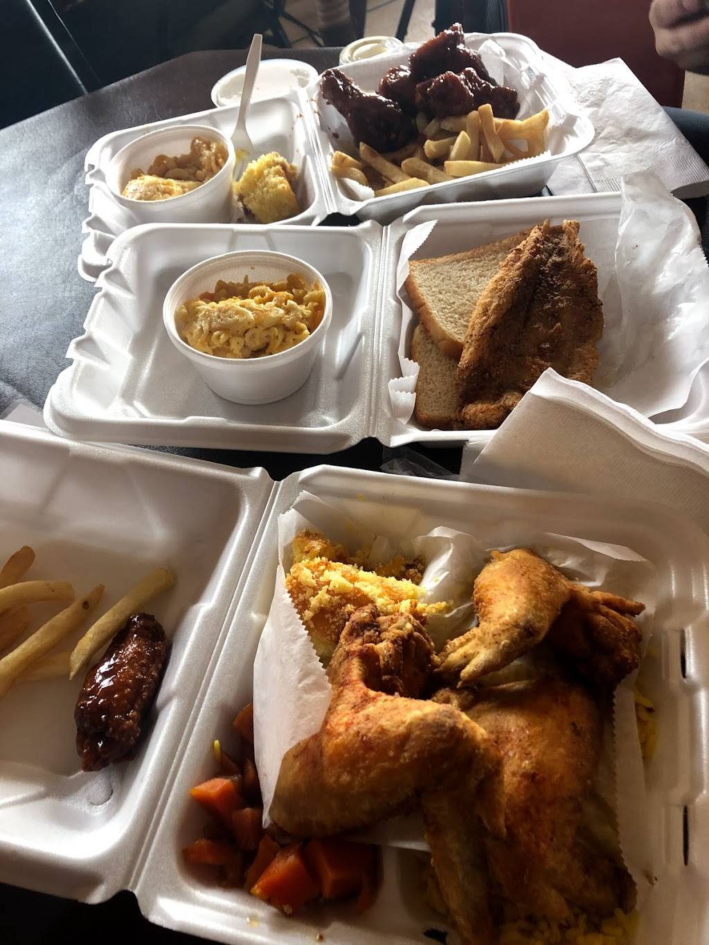 Kinfolks Cafe | restaurant | 724 Dr Mary McLeod Bethune Blvd, Daytona Beach, FL 32114, USA | 3862567424 OR +1 386-256-7424