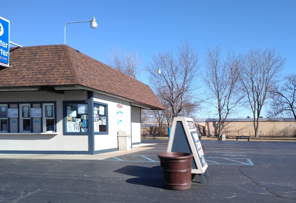 Chitter Chatter Ice Cream | restaurant | 8144 Airport Hwy, Holland, OH 43528, USA | 4198657223 OR +1 419-865-7223