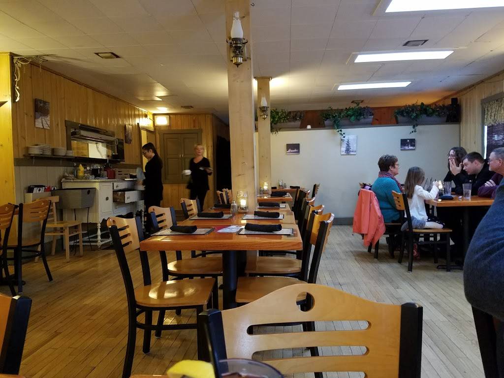 Red Horse Tavern | restaurant | 104 N Main St, Pleasant Gap, PA 16823, USA | 8143592082 OR +1 814-359-2082