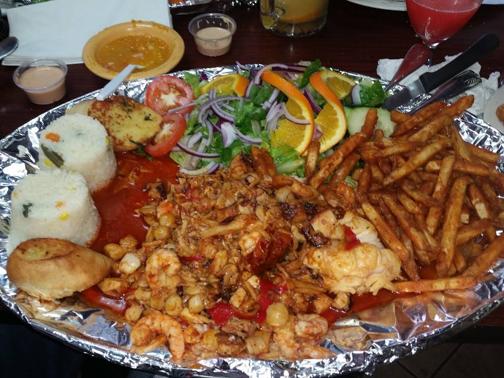 Playas Nayaritas | restaurant | 2211 W Lake St, Melrose Park, IL 60160, USA | 7083441700 OR +1 708-344-1700