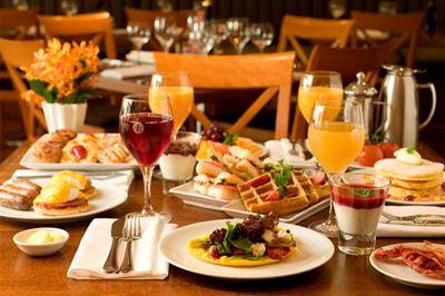 Sierra Lakes Golf Club | restaurant | 16600 Clubhouse Dr, Fontana, CA 92336, USA | 9093502500 OR +1 909-350-2500