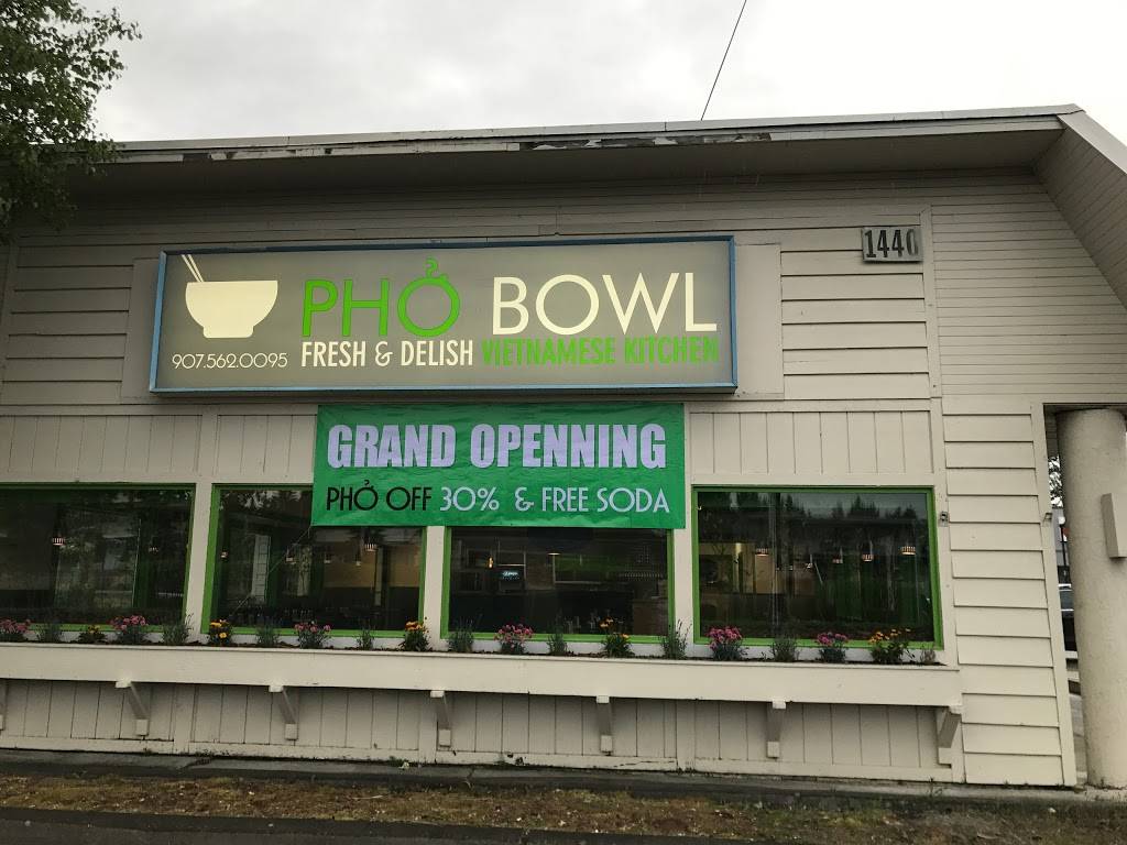 Pho Bowl | restaurant | 1440 E Tudor Rd #1034, Anchorage, AK 99507, USA | 9075620095 OR +1 907-562-0095