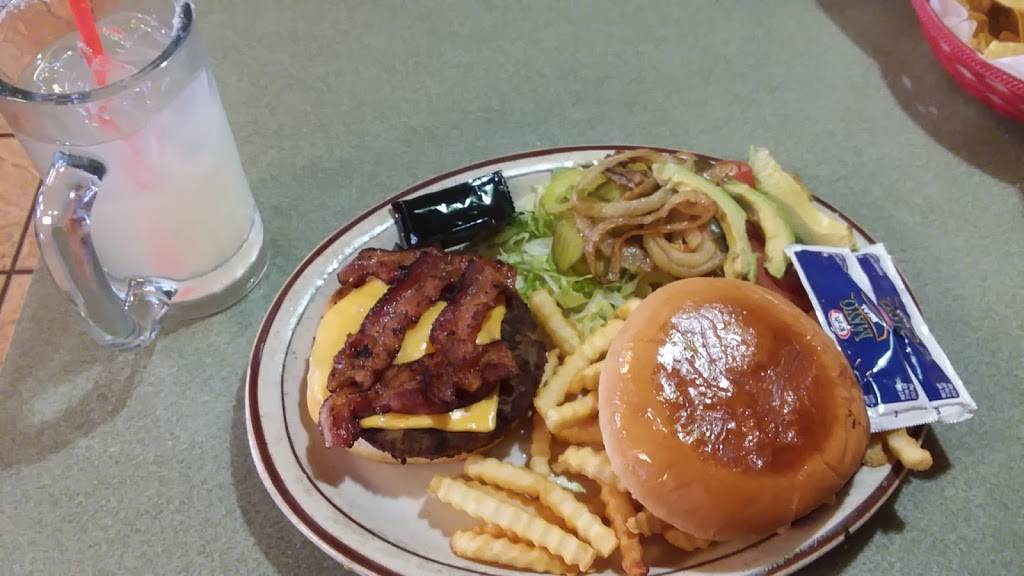 Don Lalos Paris | restaurant | 1167 Lamar Ave, Paris, TX 75460, USA | 9037830088 OR +1 903-783-0088