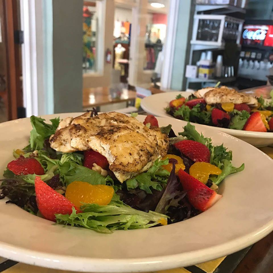 Favs Italian Cucina | restaurant | 419 12th St W, Bradenton, FL 34205, USA | 9417083287 OR +1 941-708-3287