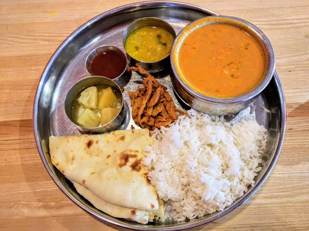 Curry N Kebob | restaurant | 3050 28th St, Boulder, CO 80301, USA | 7203284696 OR +1 720-328-4696