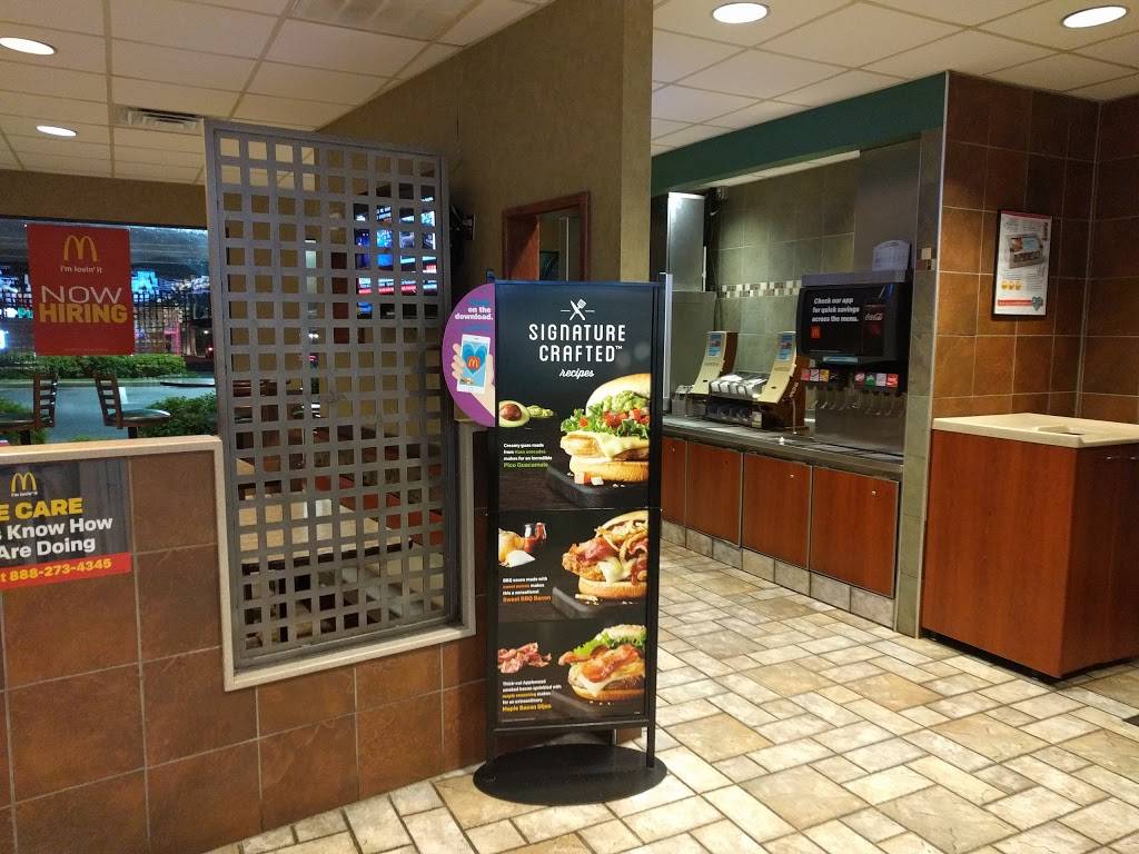 McDonalds | cafe | 3350 S Military Hwy, Chesapeake, VA 23323, USA | 7574875474 OR +1 757-487-5474