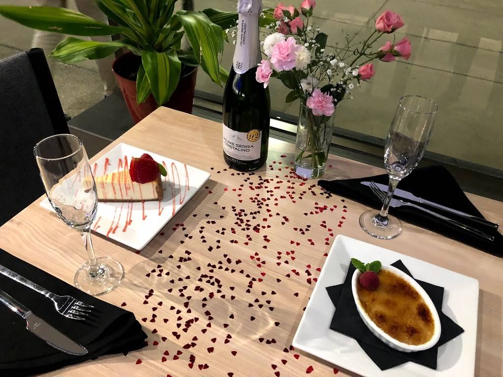 Social House South U | restaurant | 1235 S University Ave, Ann Arbor, MI 48104, USA | 7349295329 OR +1 734-929-5329