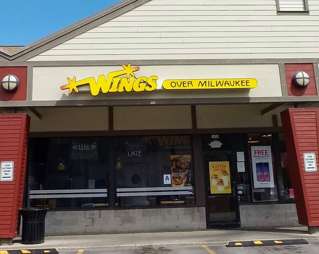 Wings Over Milwaukee | restaurant | 1434 E Brady St, Milwaukee, WI 53202, USA | 4142789464 OR +1 414-278-9464