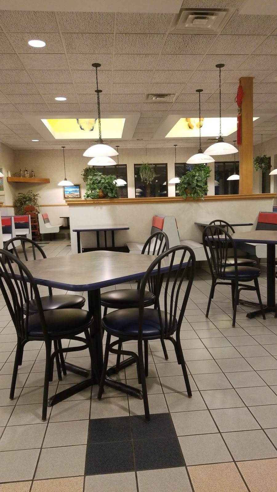 Happy Wok | restaurant | 17 Eastpark Ct, Madison, WI 53718, USA | 6082418166 OR +1 608-241-8166