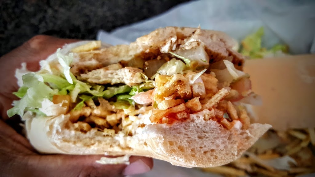 Snack Hunter Cafetería | restaurant | 3799 NW 7th St, Miami, FL 33126, USA | 7862905242 OR +1 786-290-5242