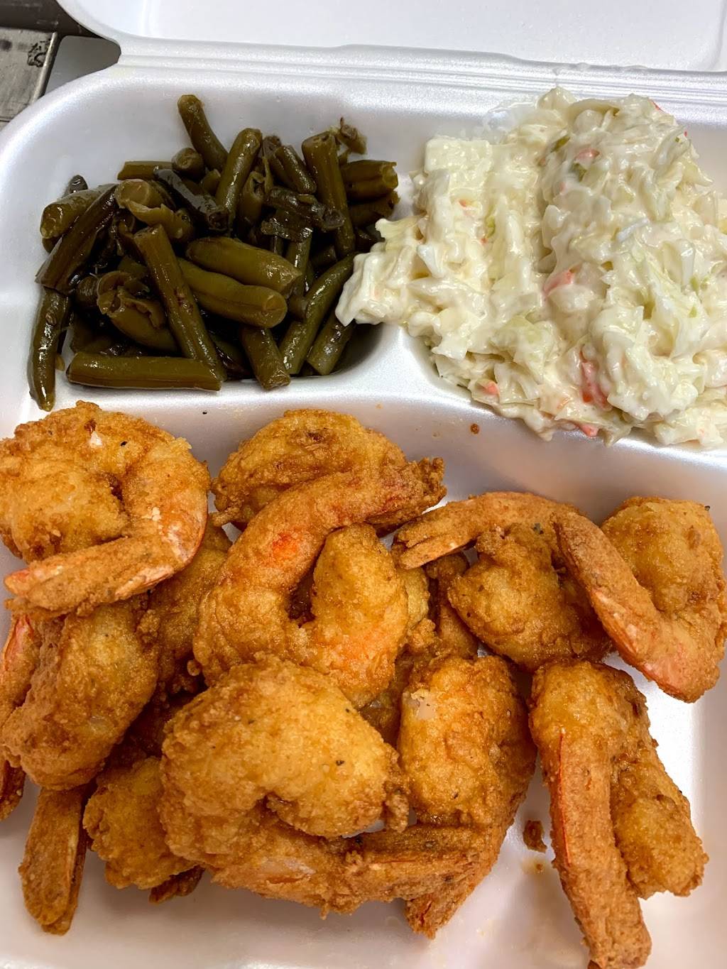 Mr Charles Chicken & Fish | restaurant | 3100 Statesville Ave, Charlotte, NC 28206, USA | 7043330455 OR +1 704-333-0455