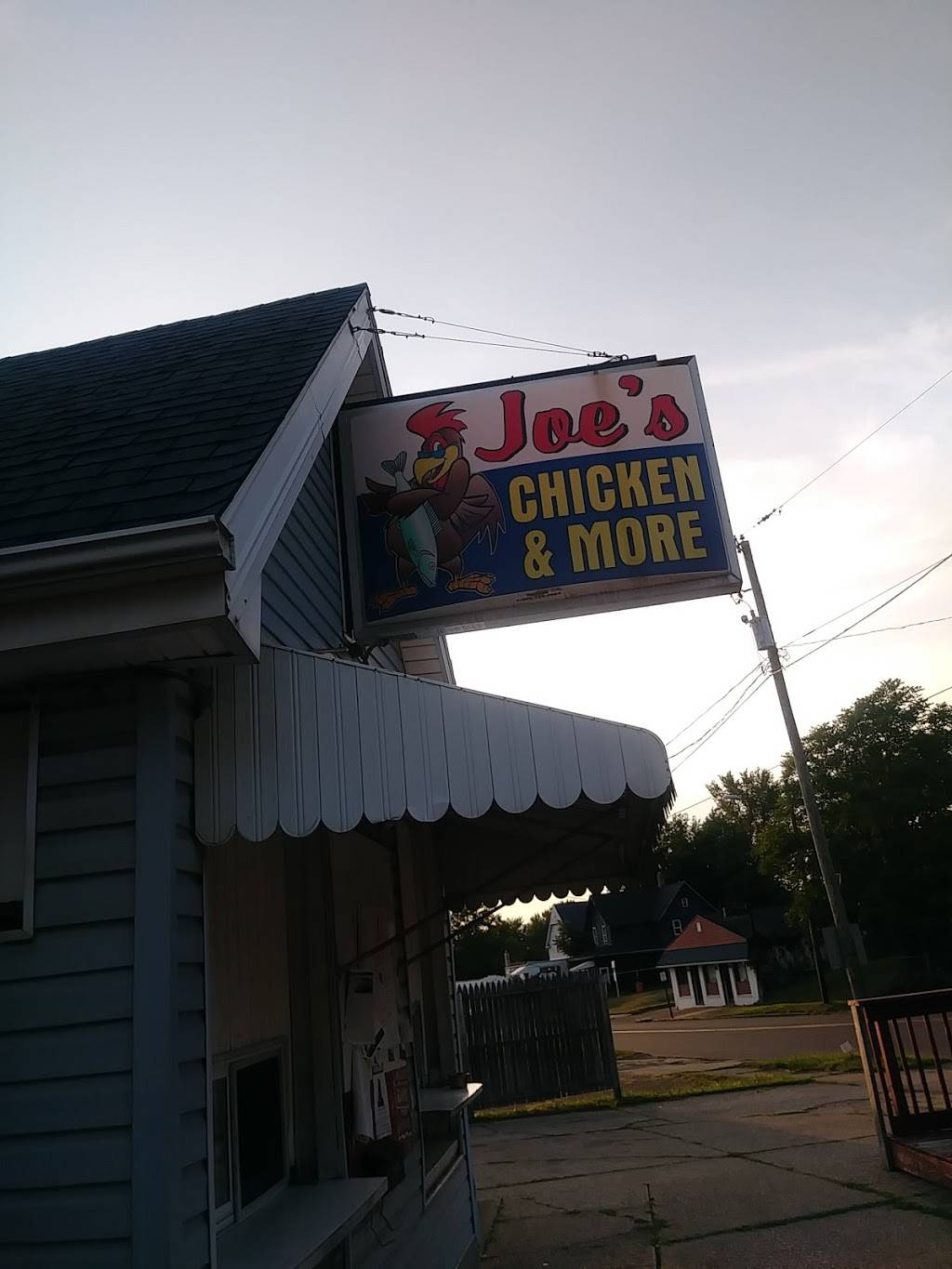 Joes Chicken & More | restaurant | 1836 Tuscarawas St E, Canton, OH 44707, USA | 3307546919 OR +1 330-754-6919